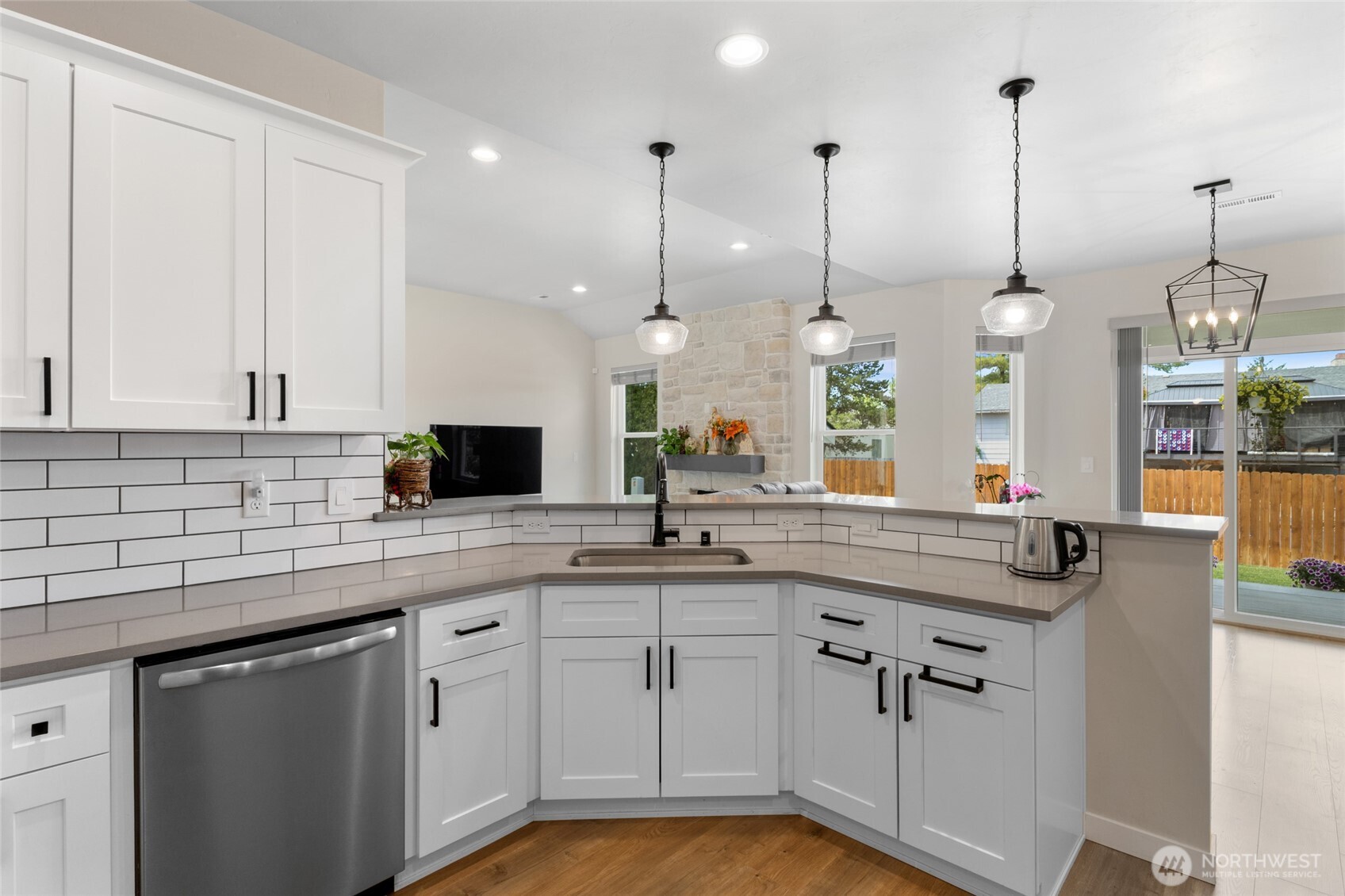 9386 Albert Way SE, Moses Lake, WA 98837