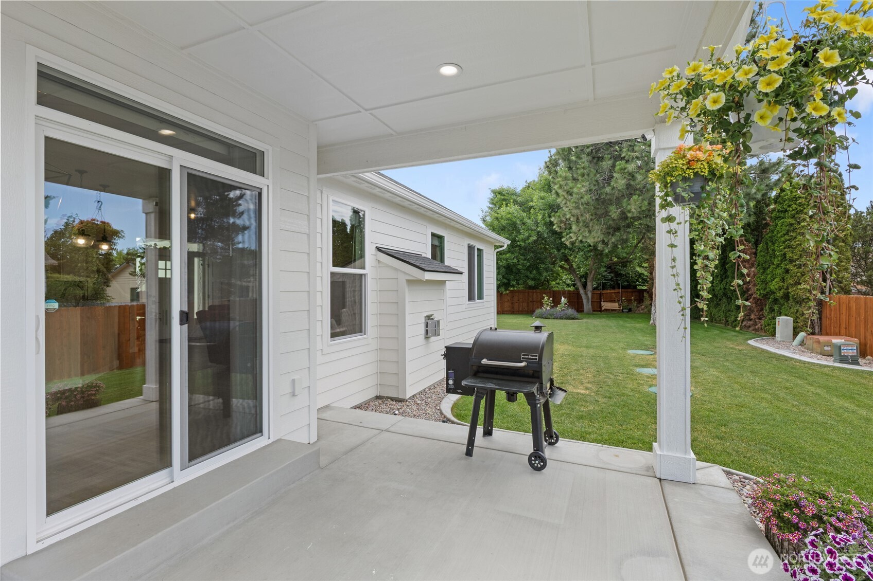 9386 Albert Way SE, Moses Lake, WA 98837