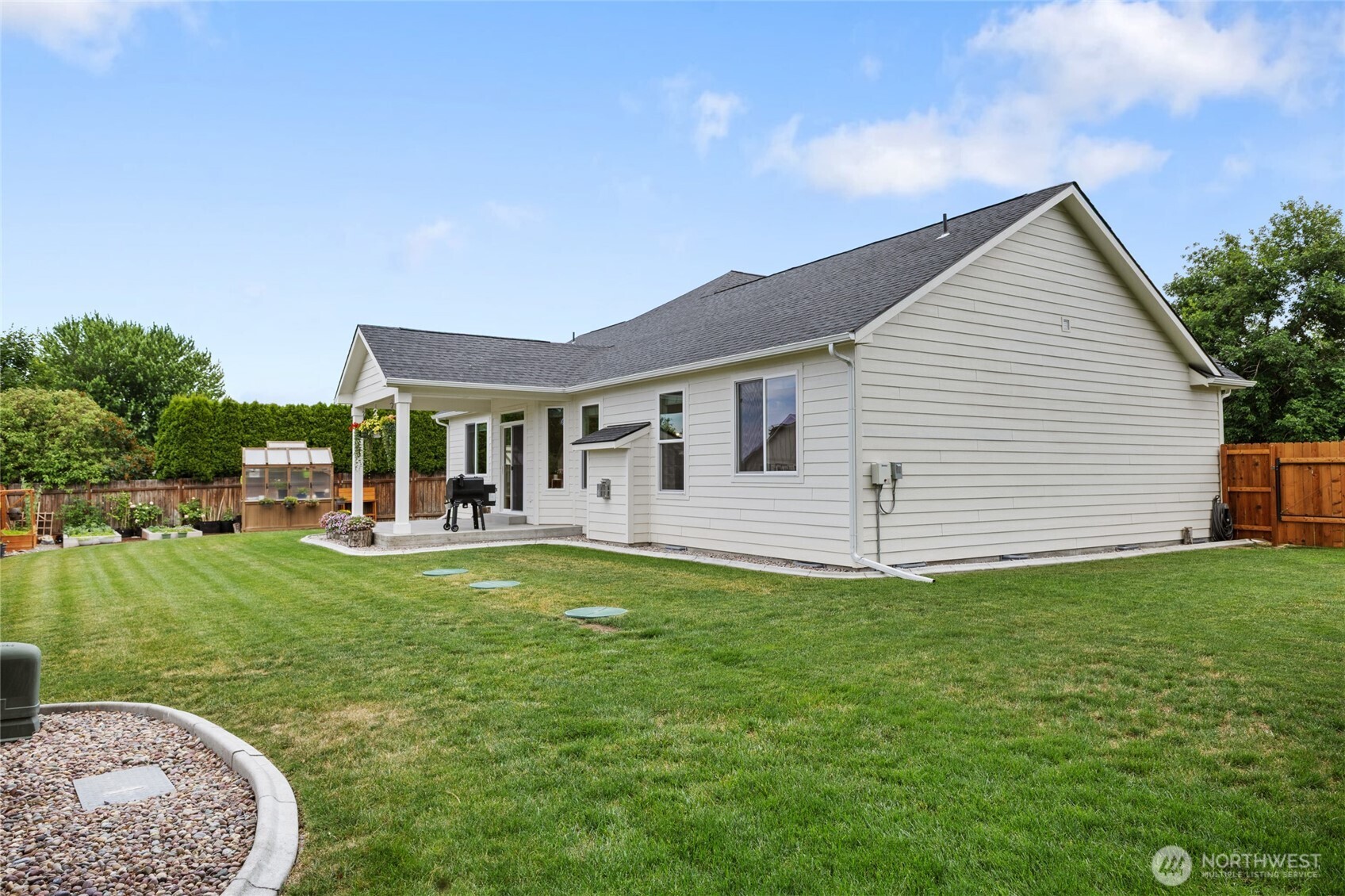 9386 Albert Way SE, Moses Lake, WA 98837