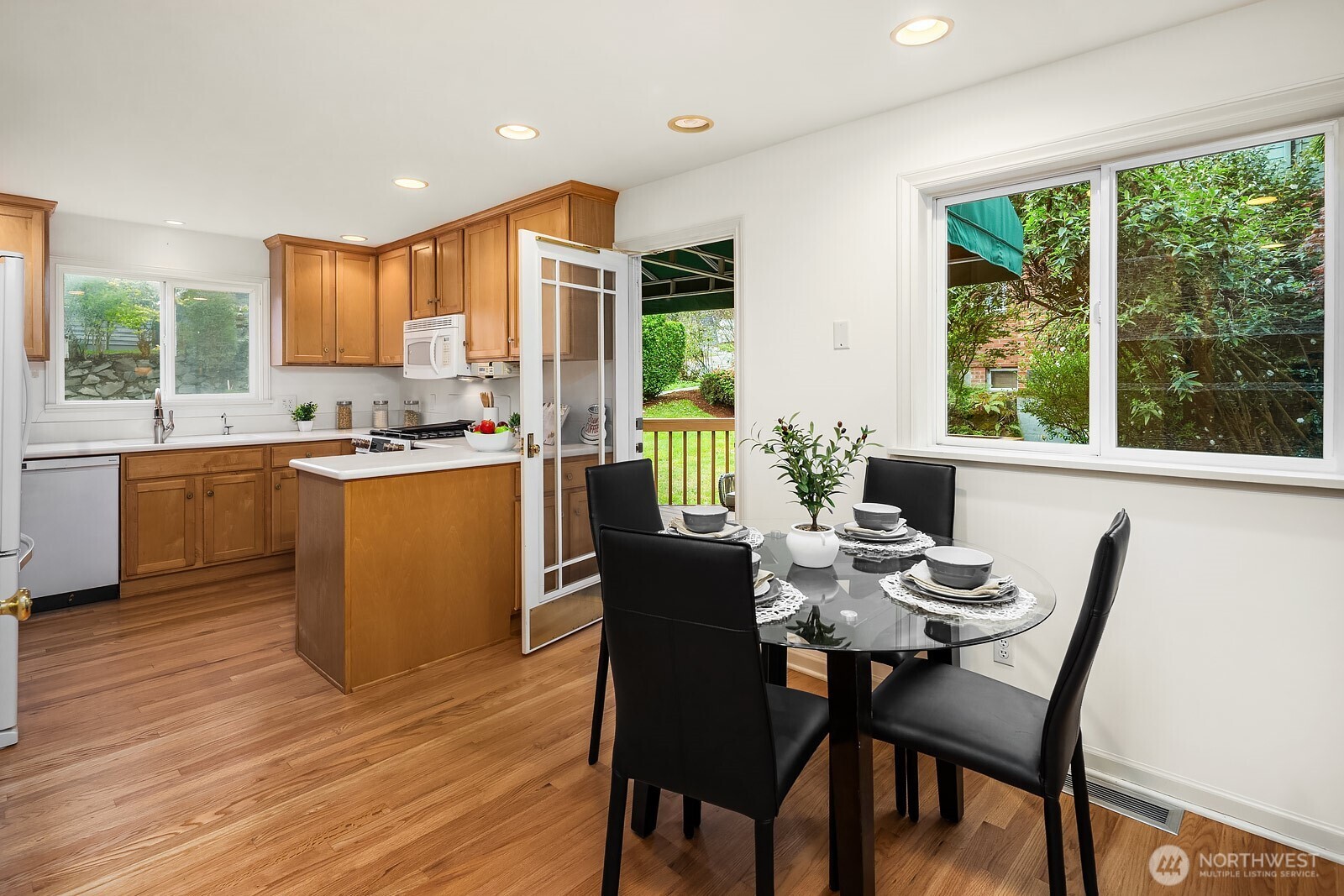 3003 50th Avenue SW, Seattle, WA 98116