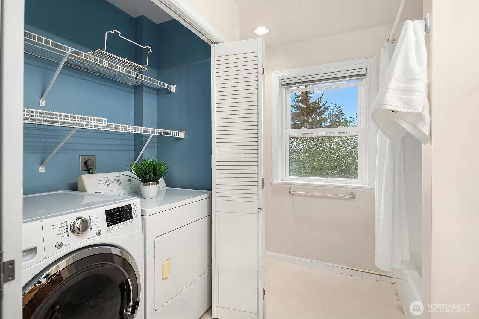 3003 50th Avenue SW, Seattle, WA 98116