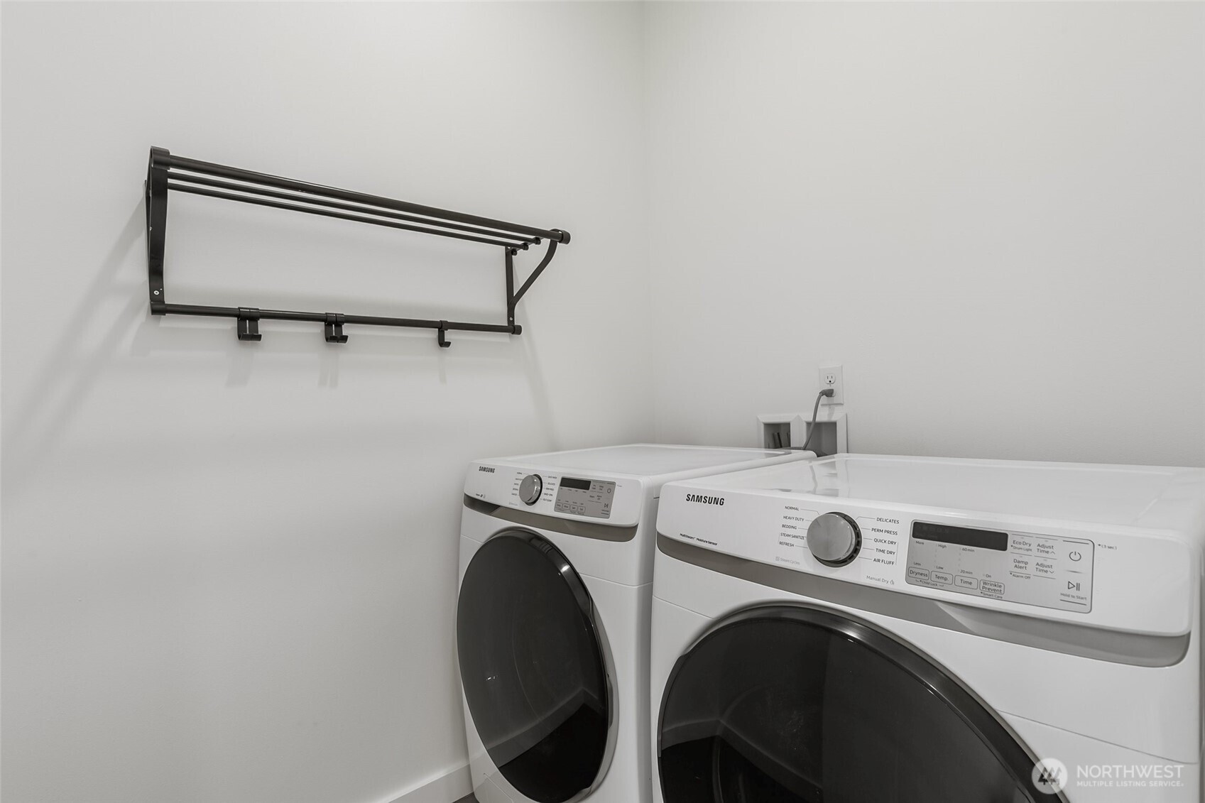 12524 15th Avenue NE #B, Seattle, WA 98125