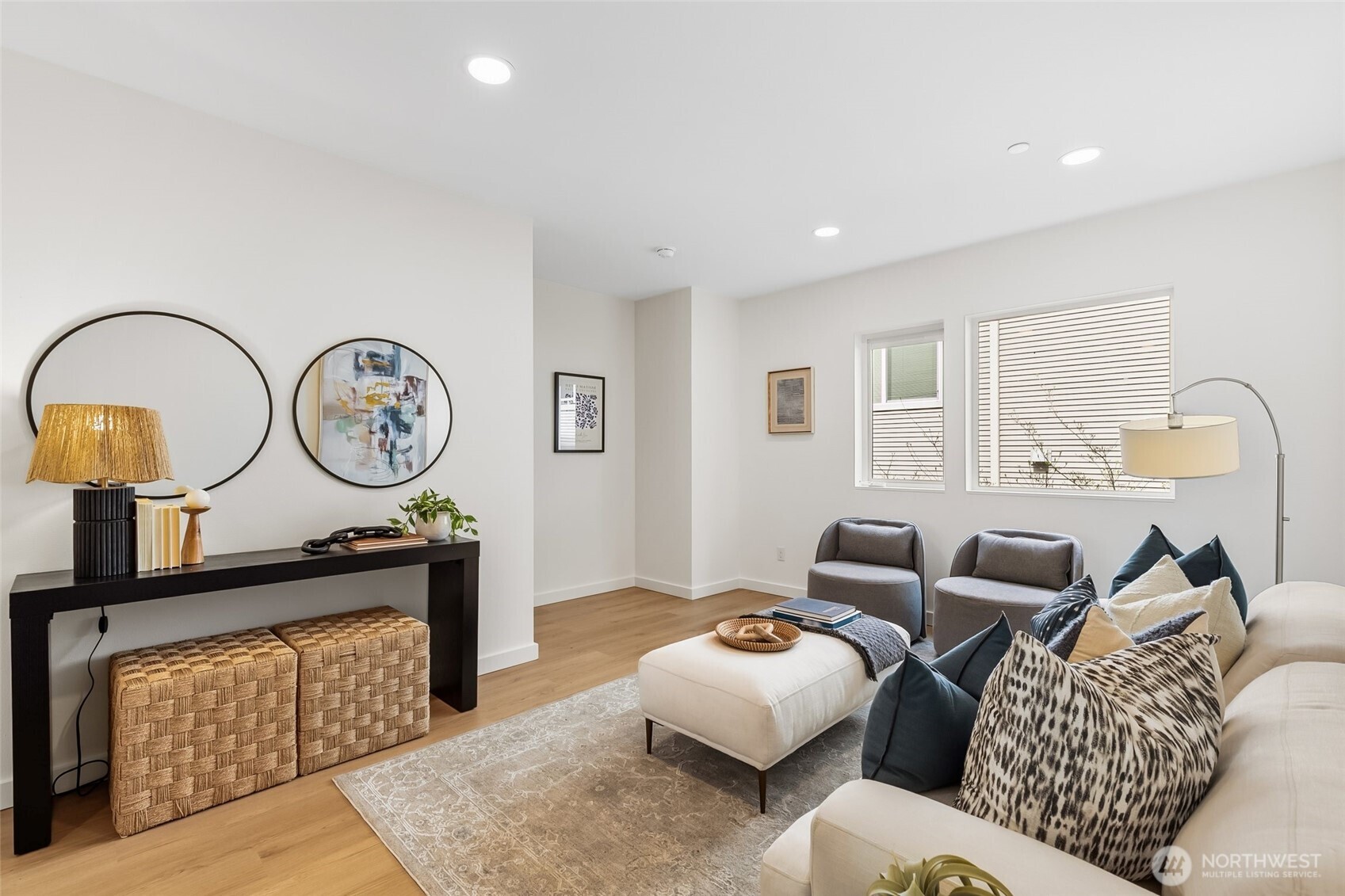 12524 15th Avenue NE #B, Seattle, WA 98125