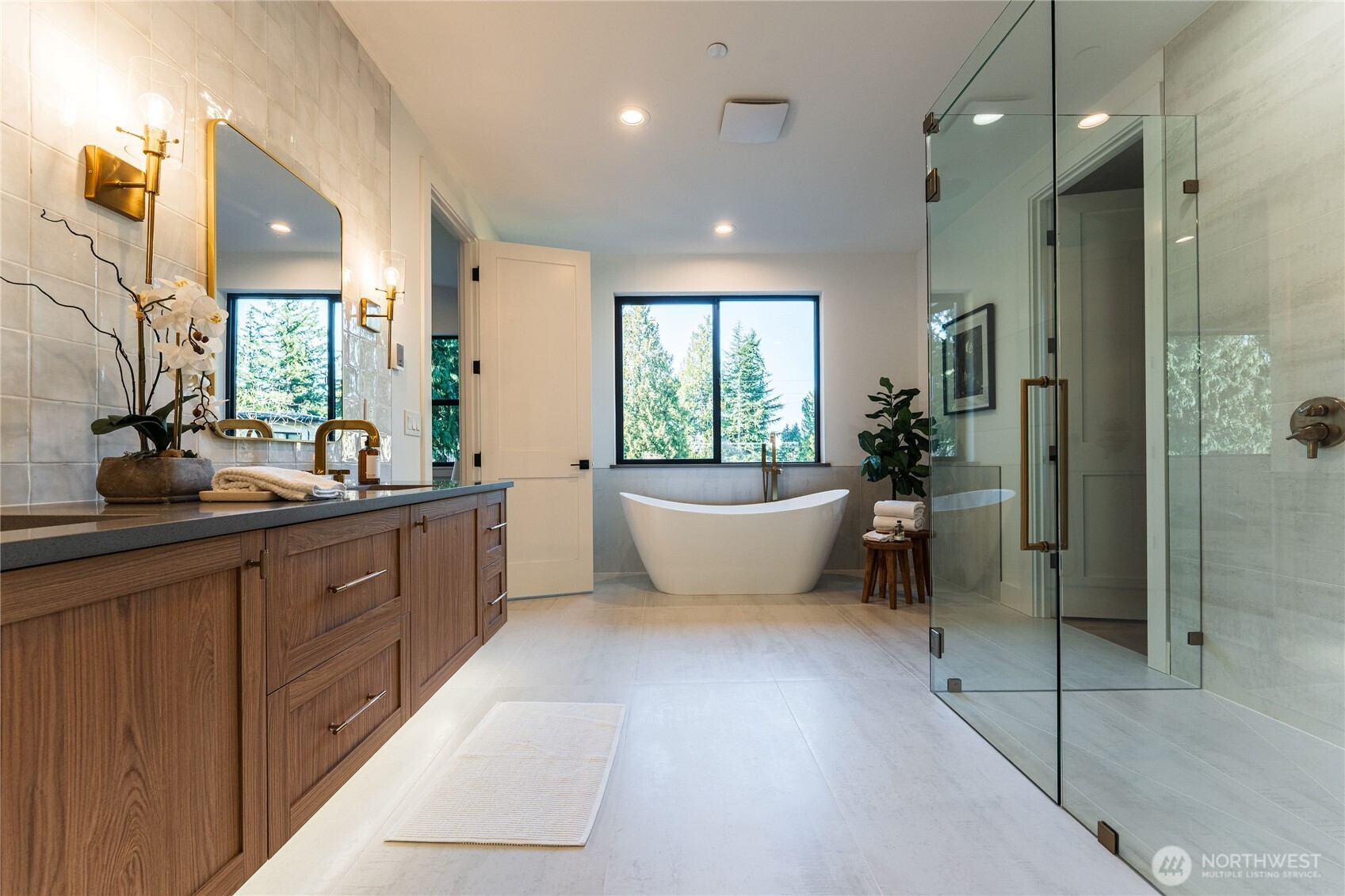 11419 109th Avenue NE, Kirkland, WA 98033