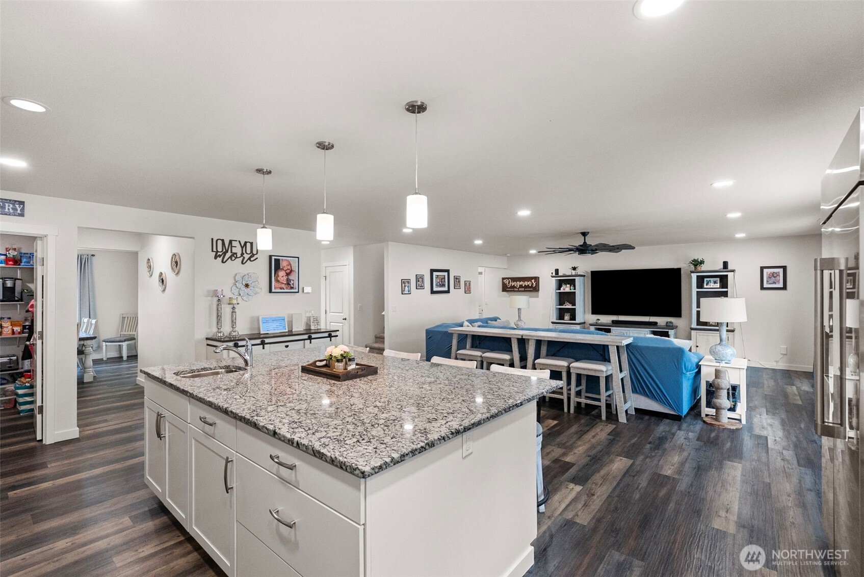9611 W Belfair Valley Road , Bremerton, WA 98312