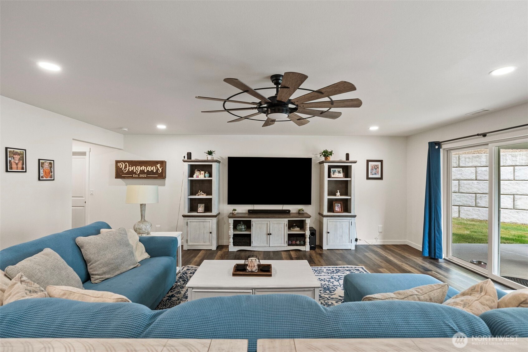 9611 W Belfair Valley Road , Bremerton, WA 98312