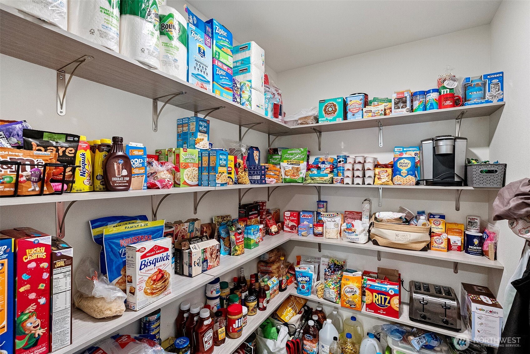 9611 W Belfair Valley Road , Bremerton, WA 98312