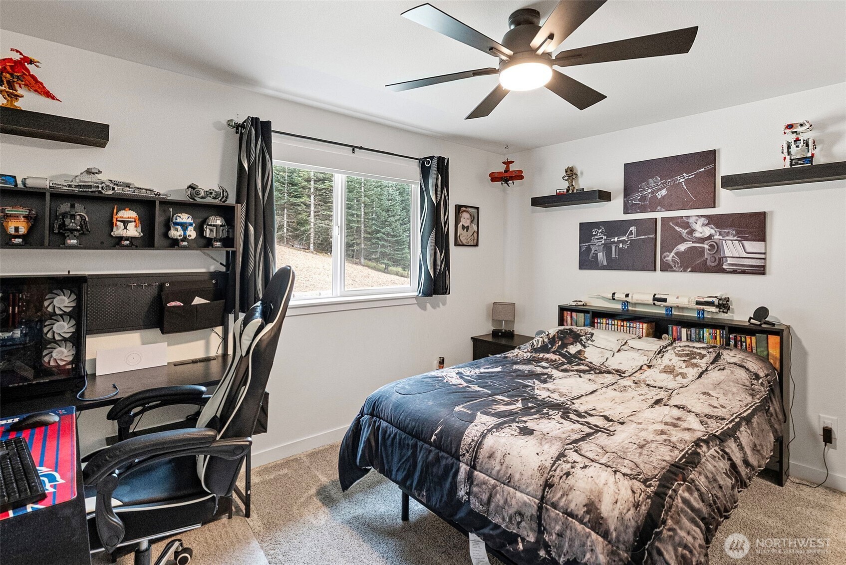 9611 W Belfair Valley Road , Bremerton, WA 98312