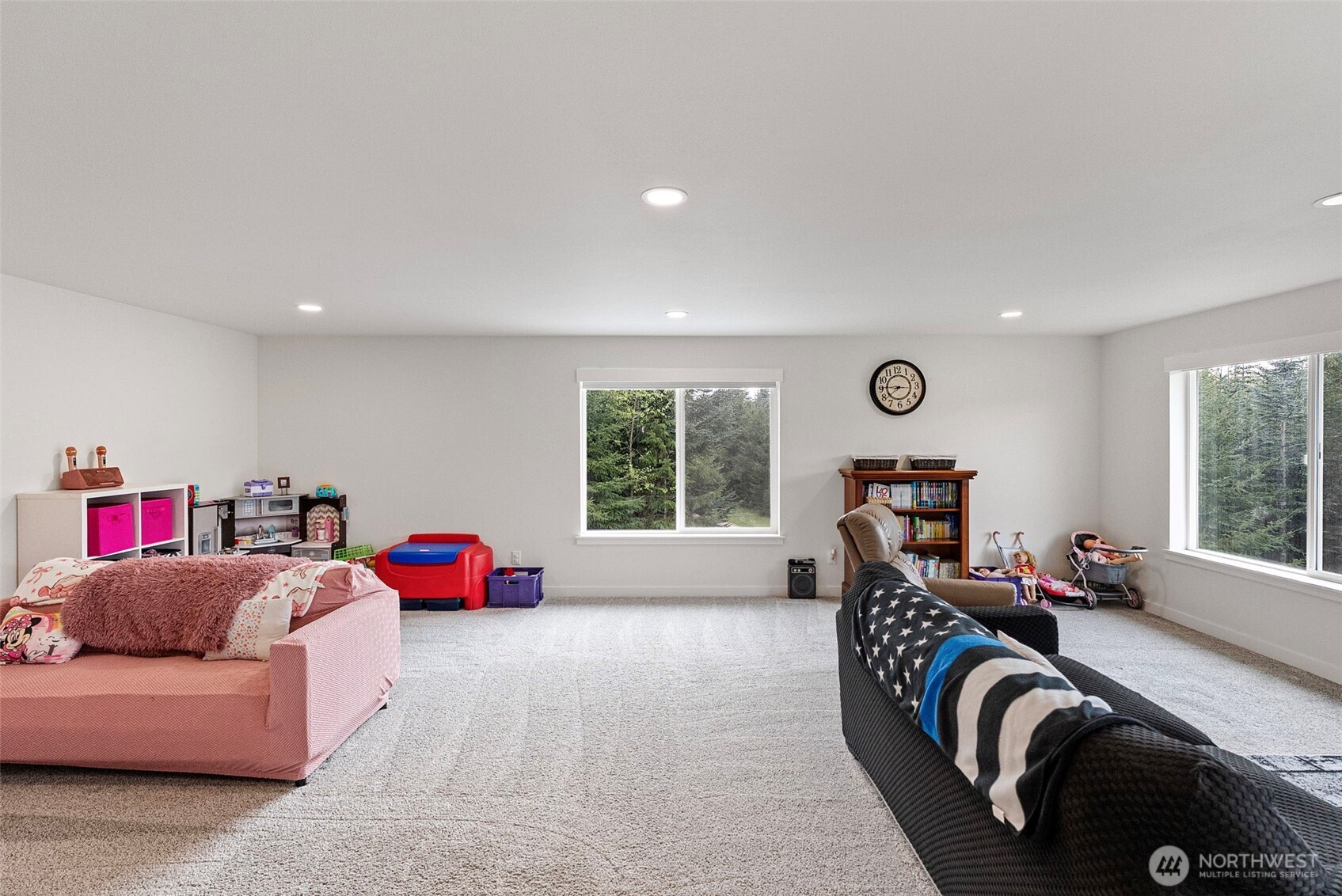 9611 W Belfair Valley Road , Bremerton, WA 98312