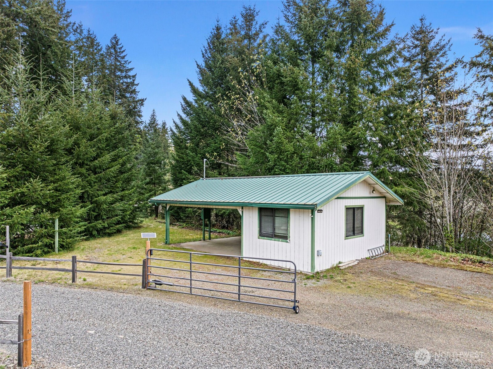 9611 W Belfair Valley Road , Bremerton, WA 98312