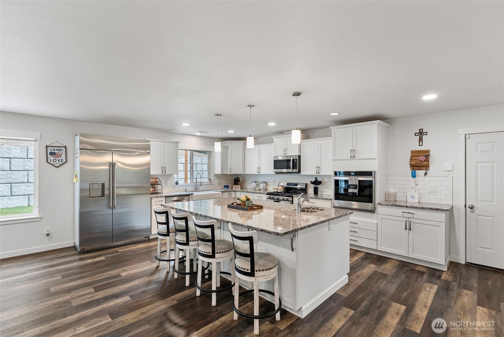 9611 W Belfair Valley Road , Bremerton, WA 98312