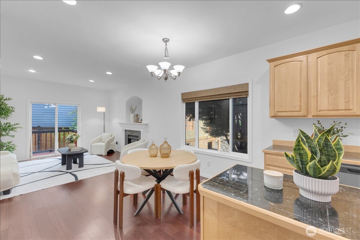 12421 NE 103rd Place , Kirkland, WA 98033