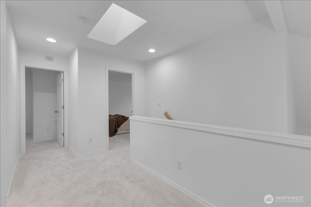 12421 NE 103rd Place , Kirkland, WA 98033