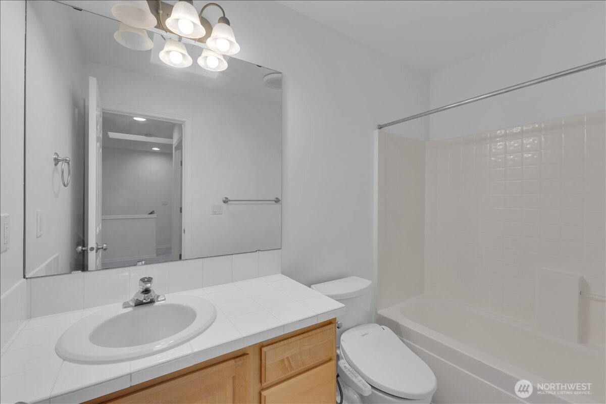 12421 NE 103rd Place , Kirkland, WA 98033