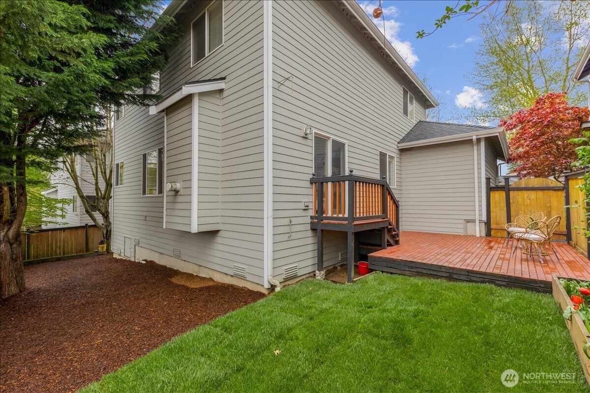 12421 NE 103rd Place , Kirkland, WA 98033