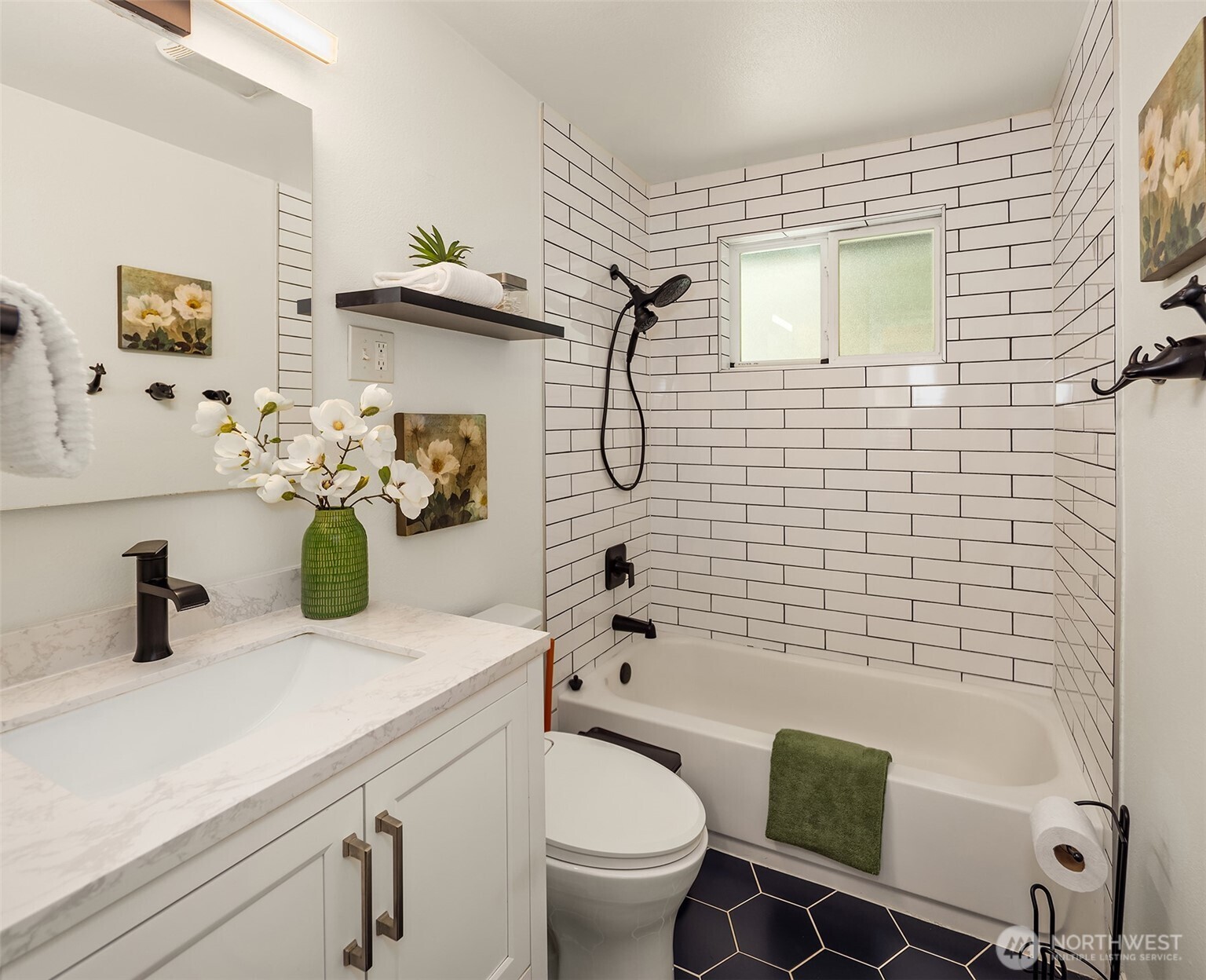 2509 NE 178th Street , Lake Forest Park, WA 98155