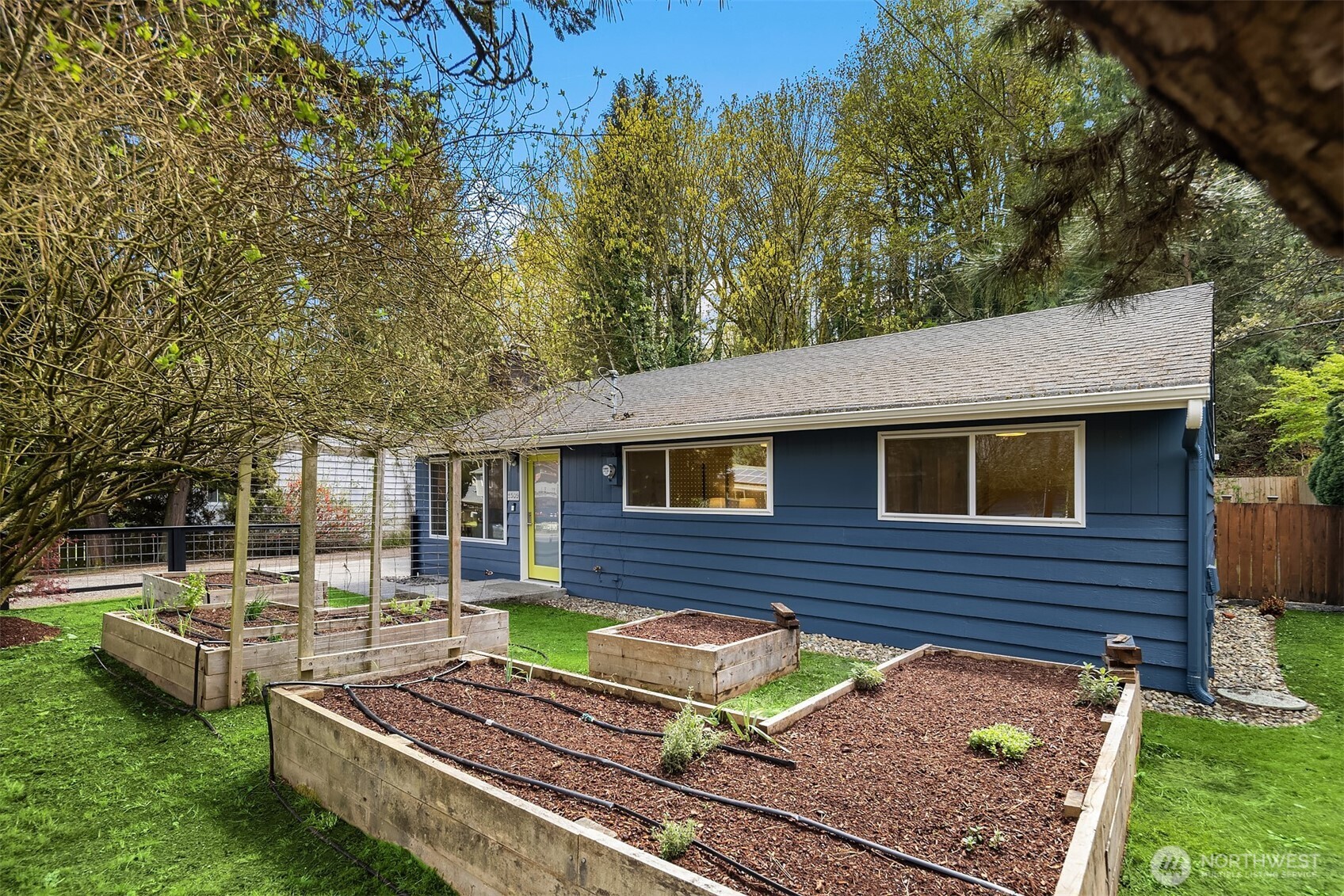 2509 NE 178th Street , Lake Forest Park, WA 98155