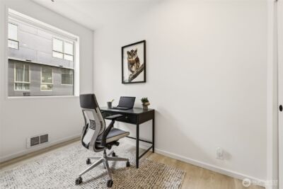 2364 Fairview Avenue E #8, Seattle, WA 98102 - Photo 24