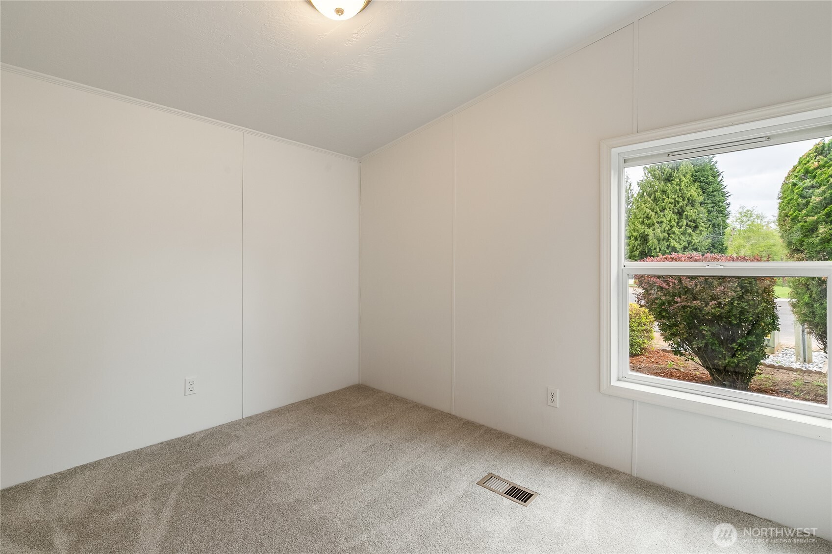 2350 Douglas Road #39, Ferndale, WA 98248