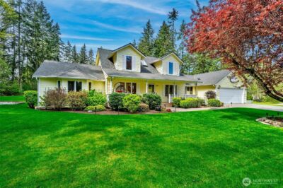 257 Dawn Crest Place , Camano Island, WA 98282
