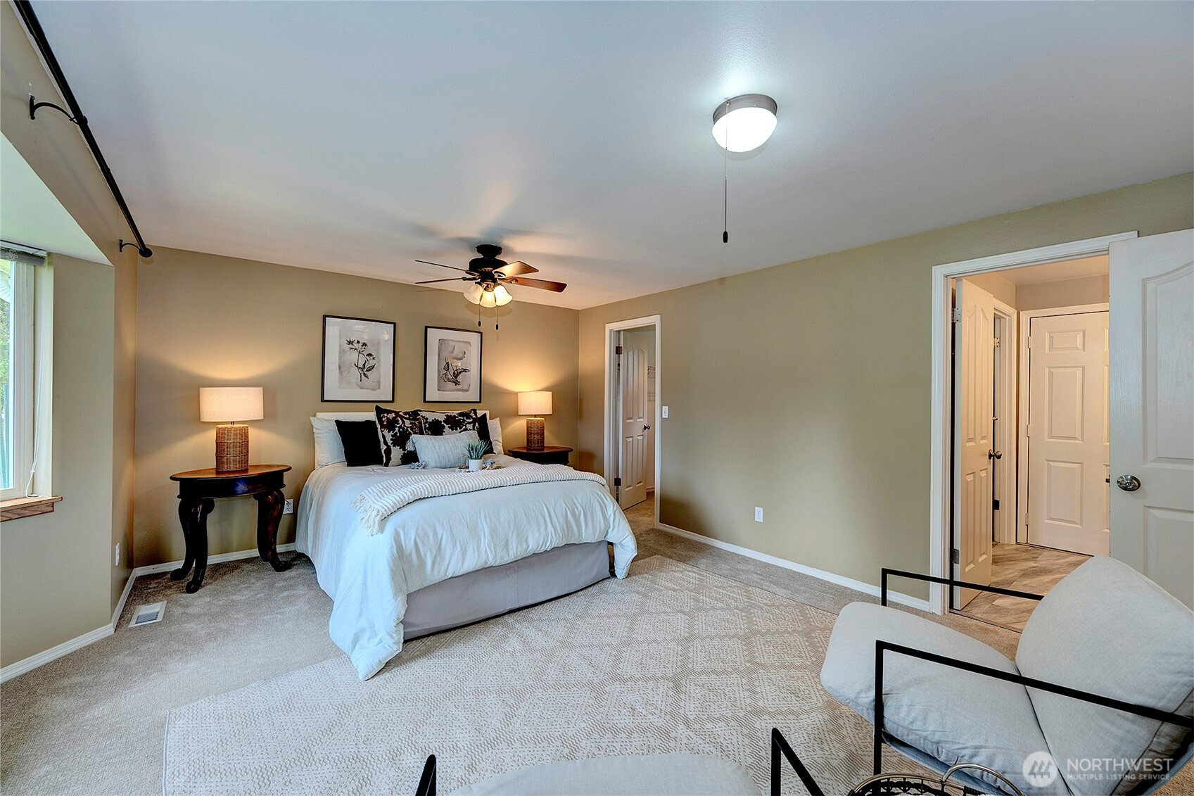 257 Dawn Crest Place , Camano Island, WA 98282
