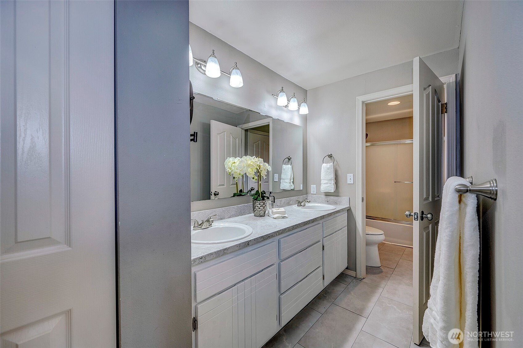 257 Dawn Crest Place , Camano Island, WA 98282