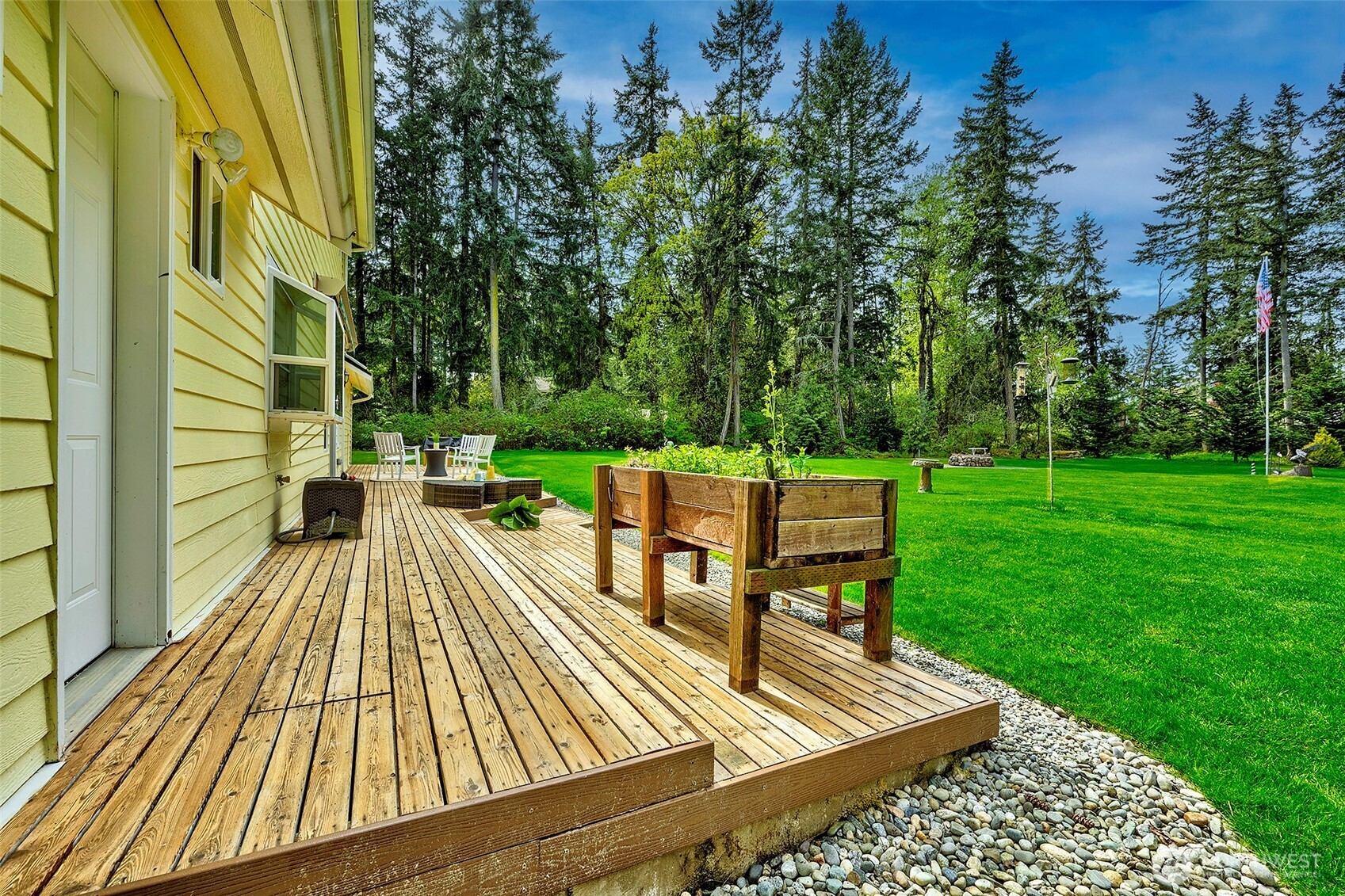 257 Dawn Crest Place , Camano Island, WA 98282