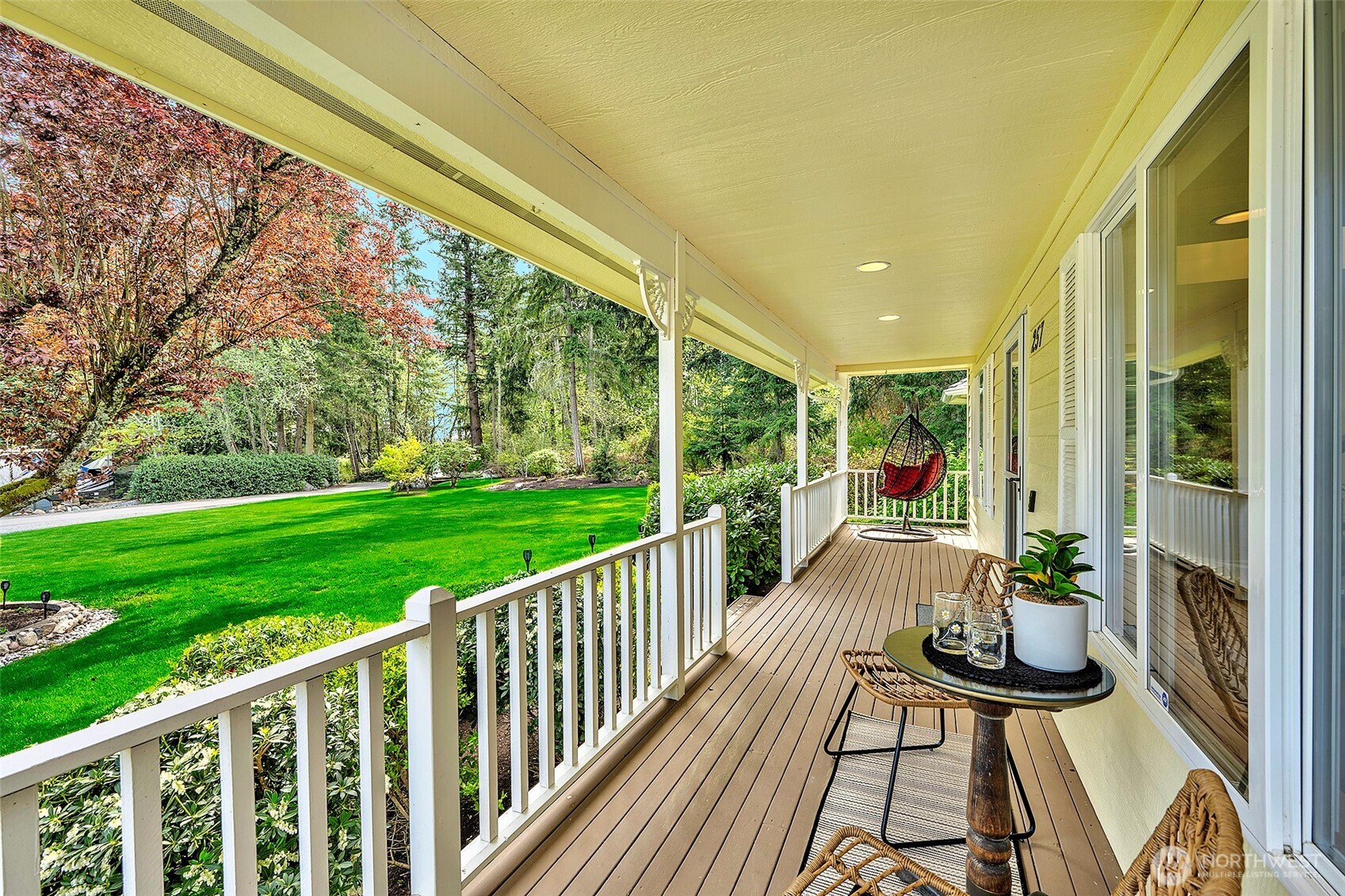257 Dawn Crest Place , Camano Island, WA 98282