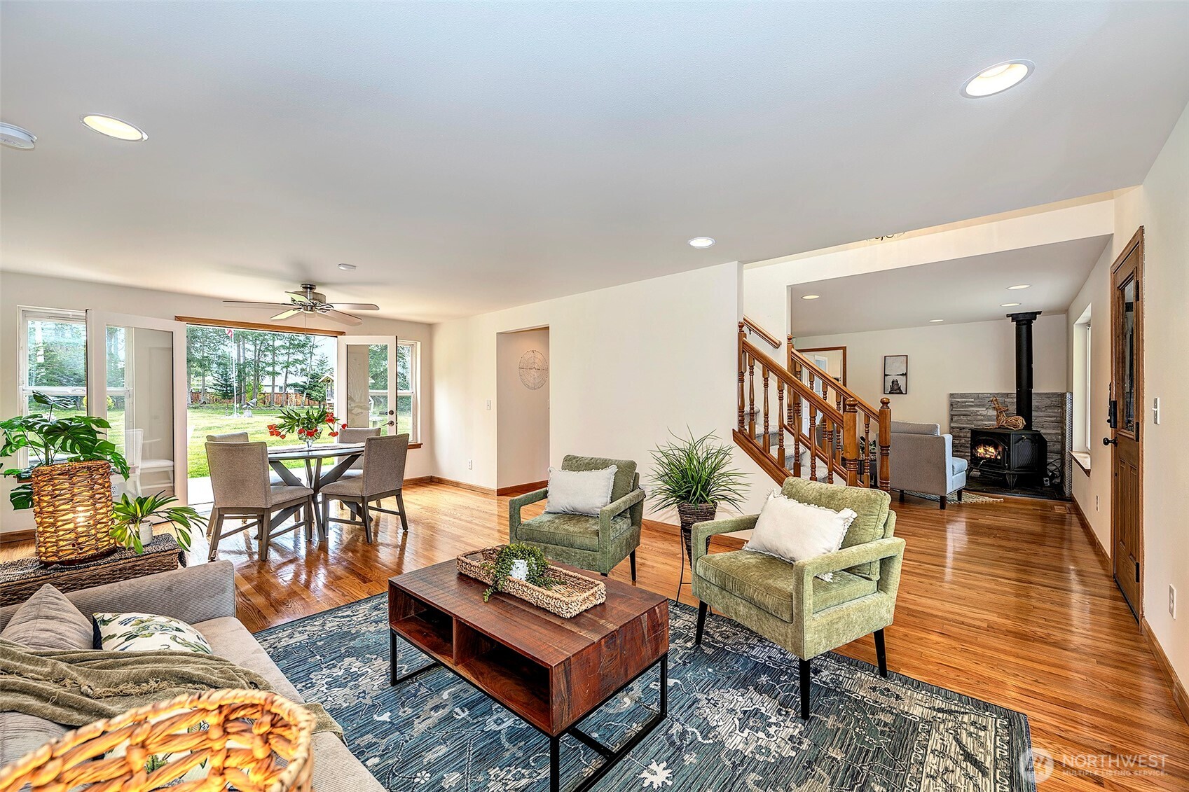 257 Dawn Crest Place , Camano Island, WA 98282