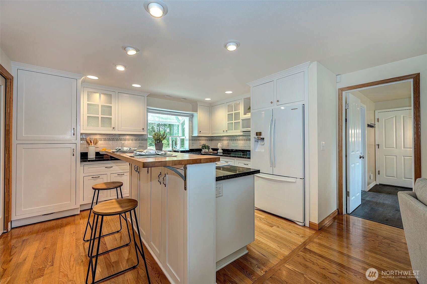 257 Dawn Crest Place , Camano Island, WA 98282