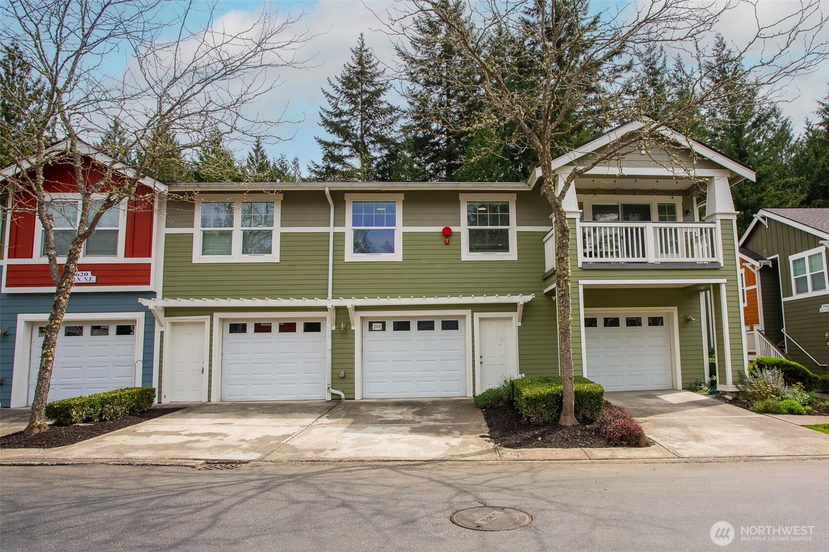 10620 221st Lane NE #203, Redmond, WA 98053