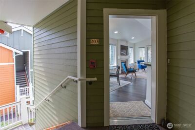 10620 221st Lane NE #203, Redmond, WA 98053 - Photo 3