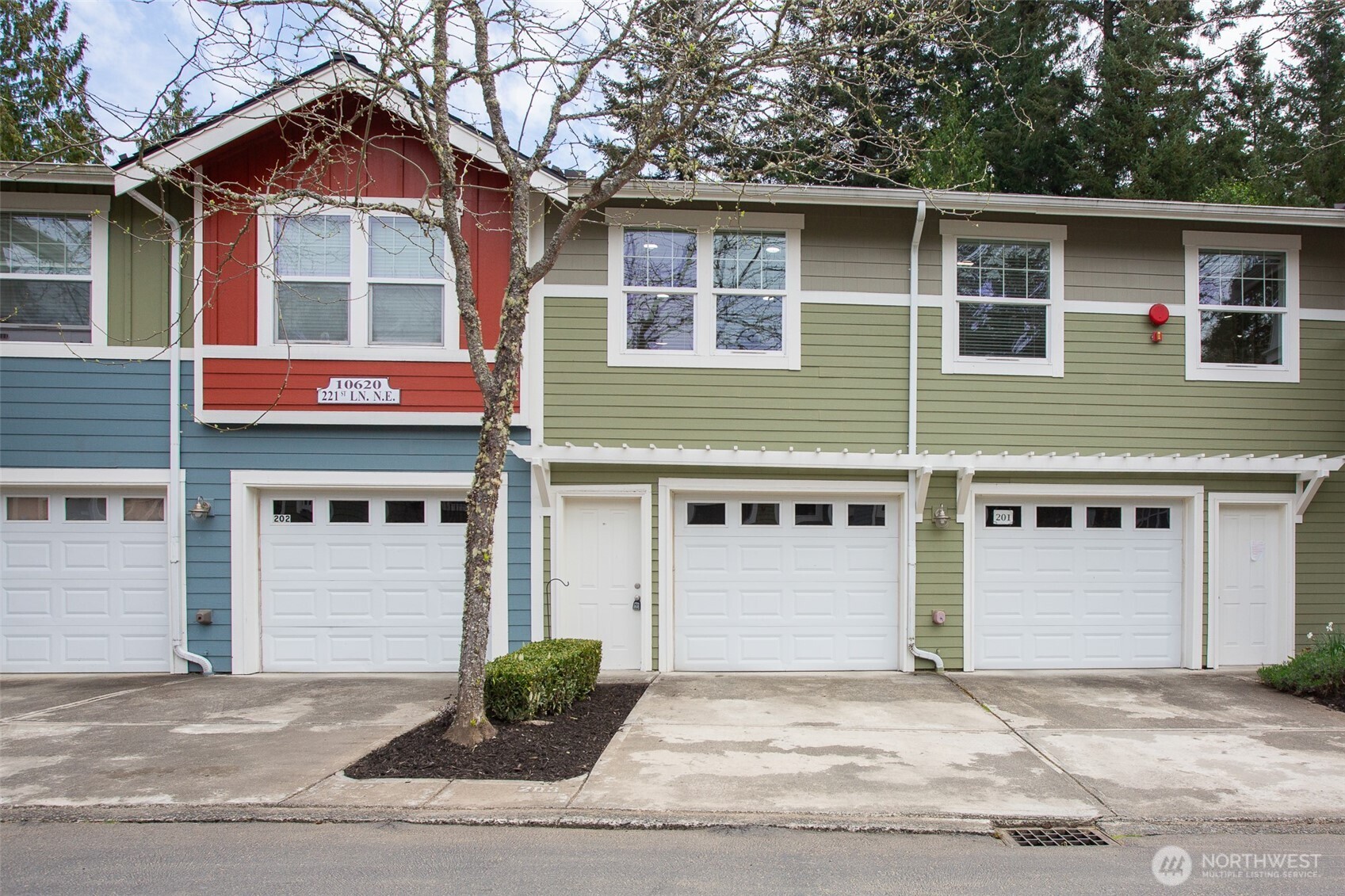 10620 221st Lane NE #203, Redmond, WA 98053