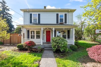 624 W Willis Street , Kent, WA 98032