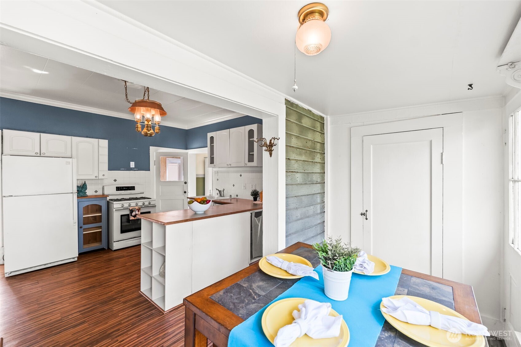 624 W Willis Street , Kent, WA 98032
