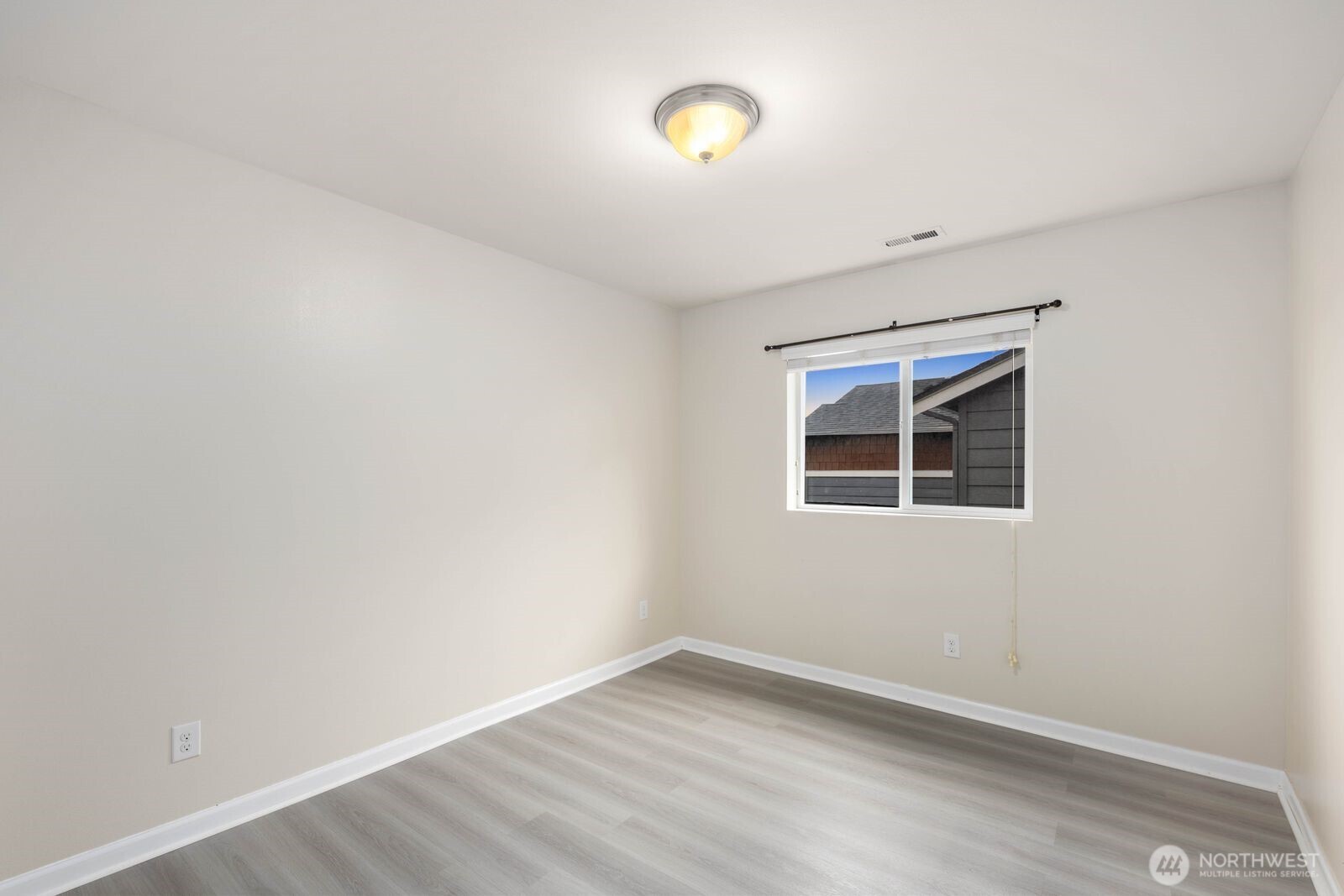 5129 51st Avenue Ct W, University Place, WA 98467-4830