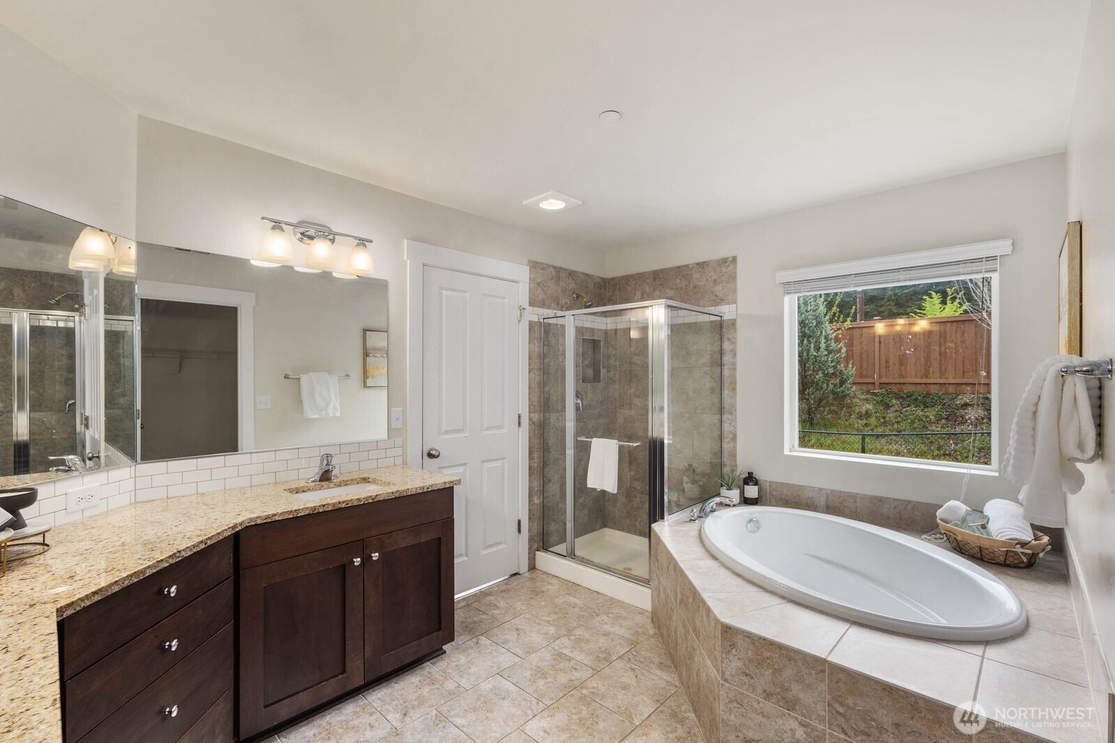 5129 51st Avenue Ct W, University Place, WA 98467-4830
