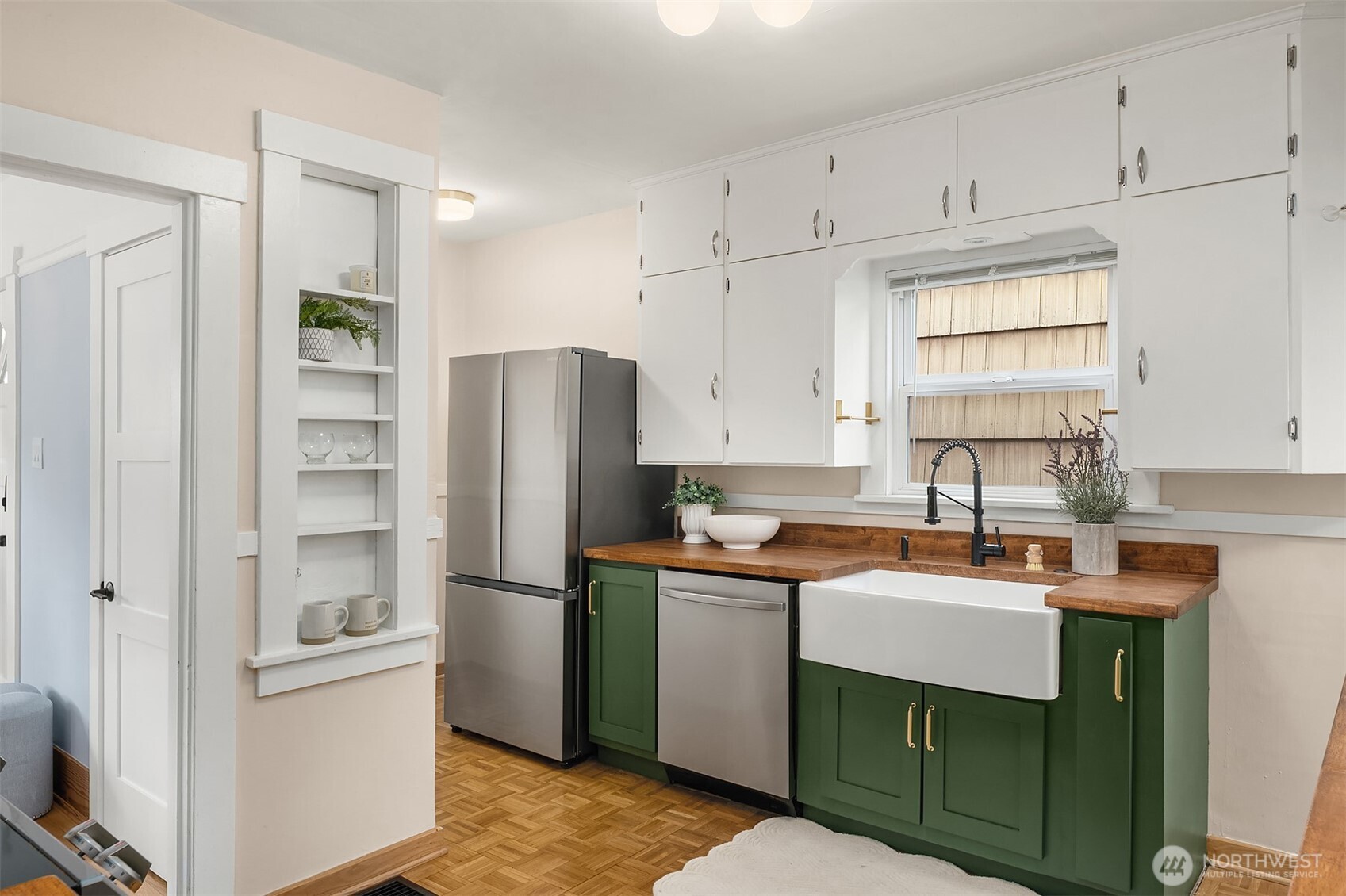 6044 25th Avenue NE, Seattle, WA 98115