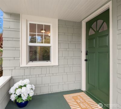 6044 25th Avenue NE, Seattle, WA 98115 - Photo 3