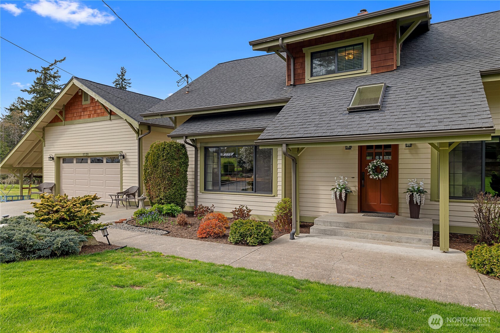 1720 Van Wyck Road , Bellingham, WA 98226