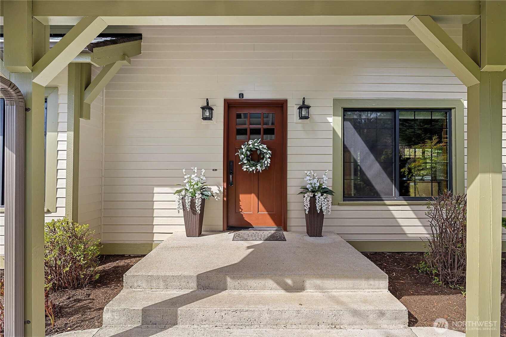 1720 Van Wyck Road , Bellingham, WA 98226