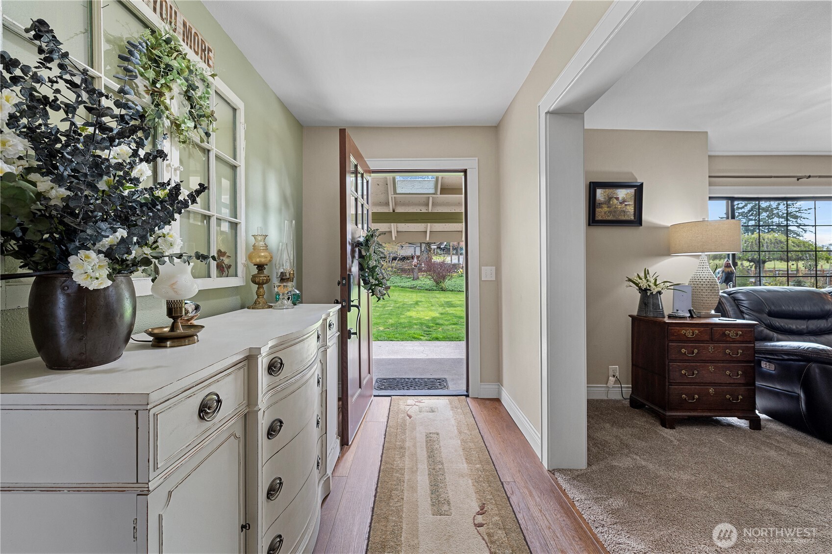 1720 Van Wyck Road , Bellingham, WA 98226