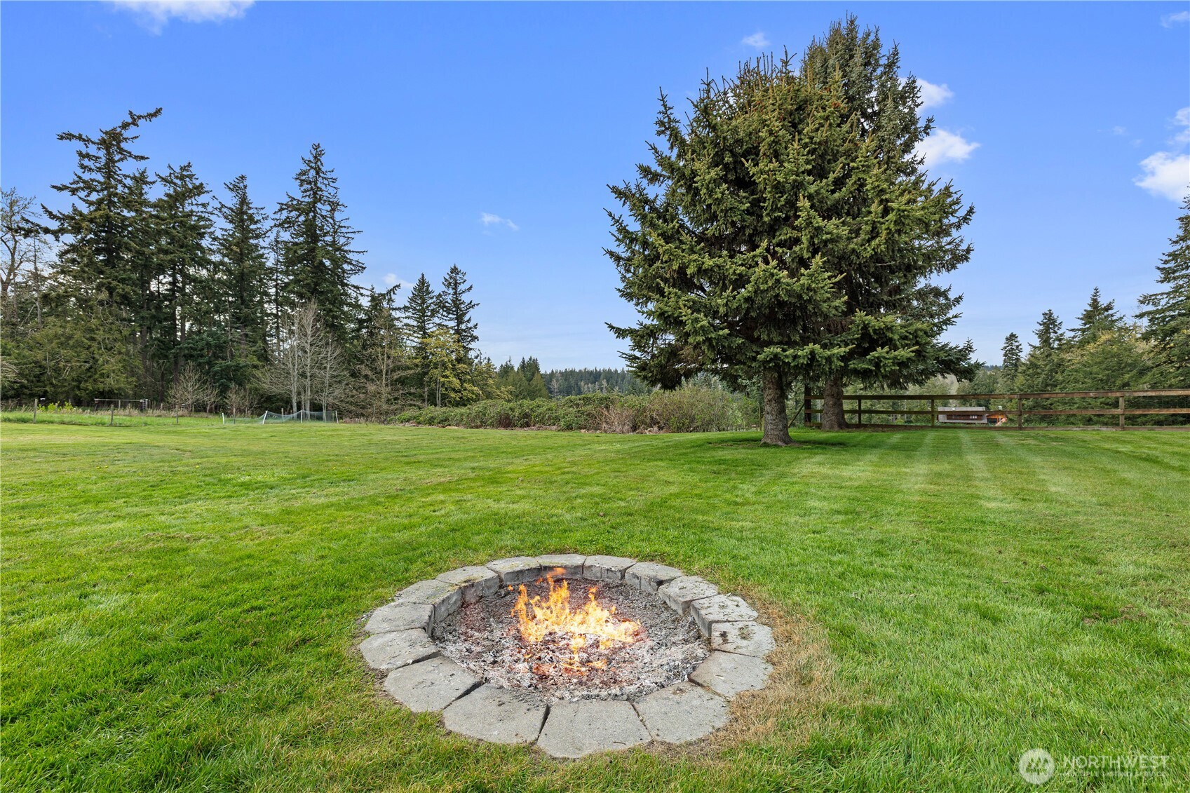 1720 Van Wyck Road , Bellingham, WA 98226