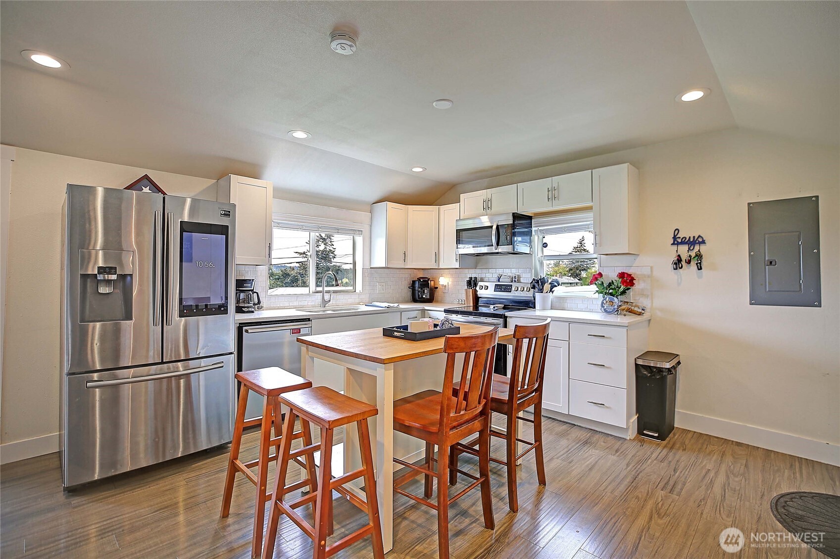 1320 Swantown Road , Oak Harbor, WA 98277