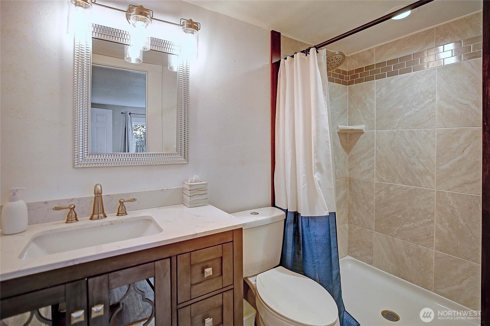 1320 Swantown Road , Oak Harbor, WA 98277