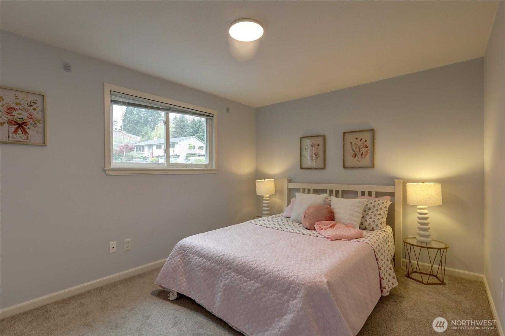 13528 95th Avenue NE, Kirkland, WA 98034