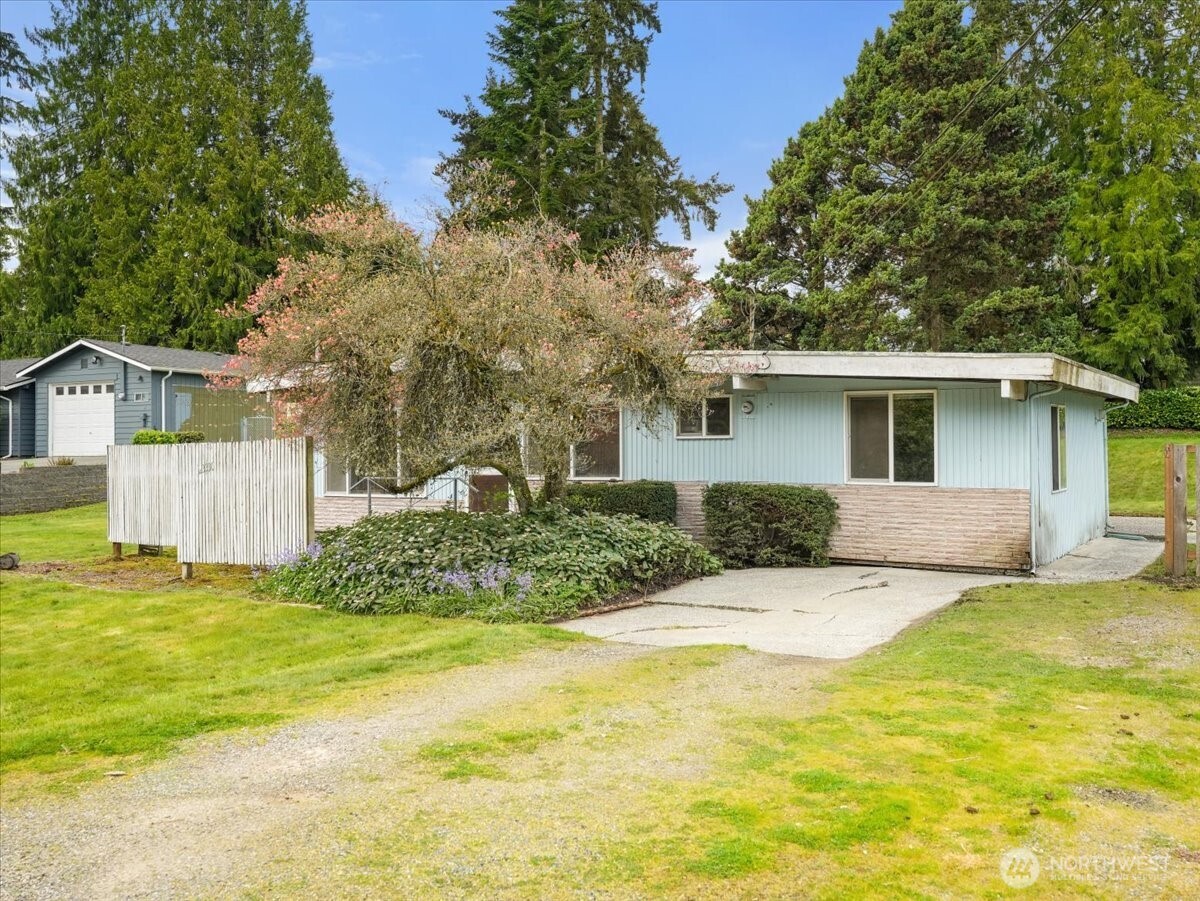 23330 38th Place W, Brier, WA 98036