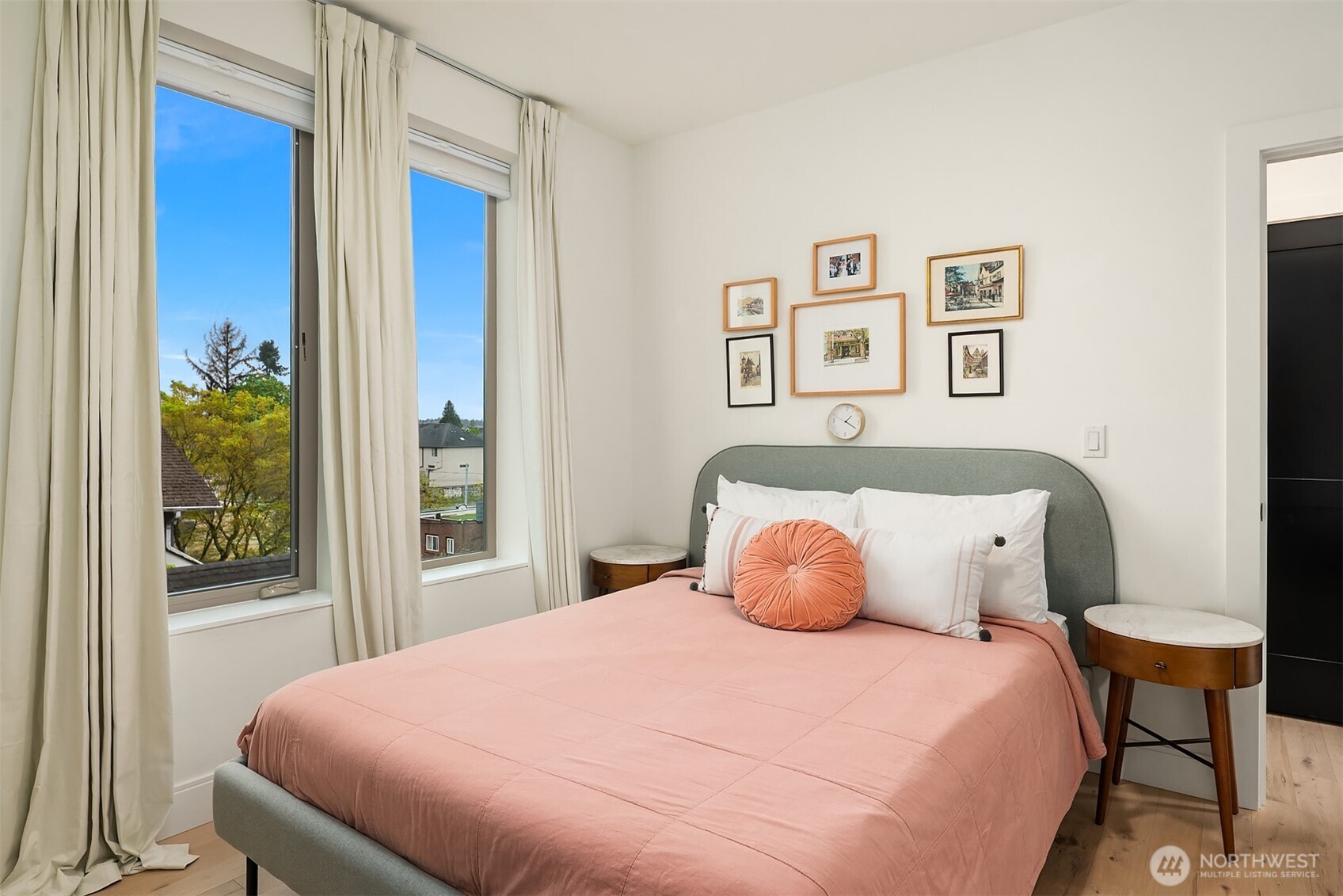 4514 Bagley Avenue N, Seattle, WA 98103