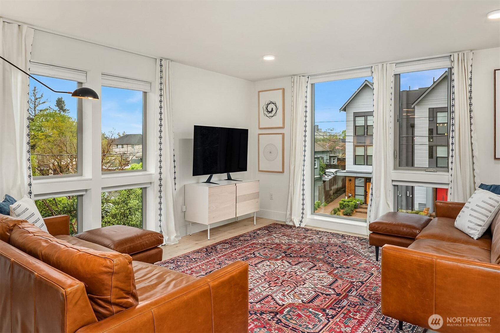 4514 Bagley Avenue N, Seattle, WA 98103