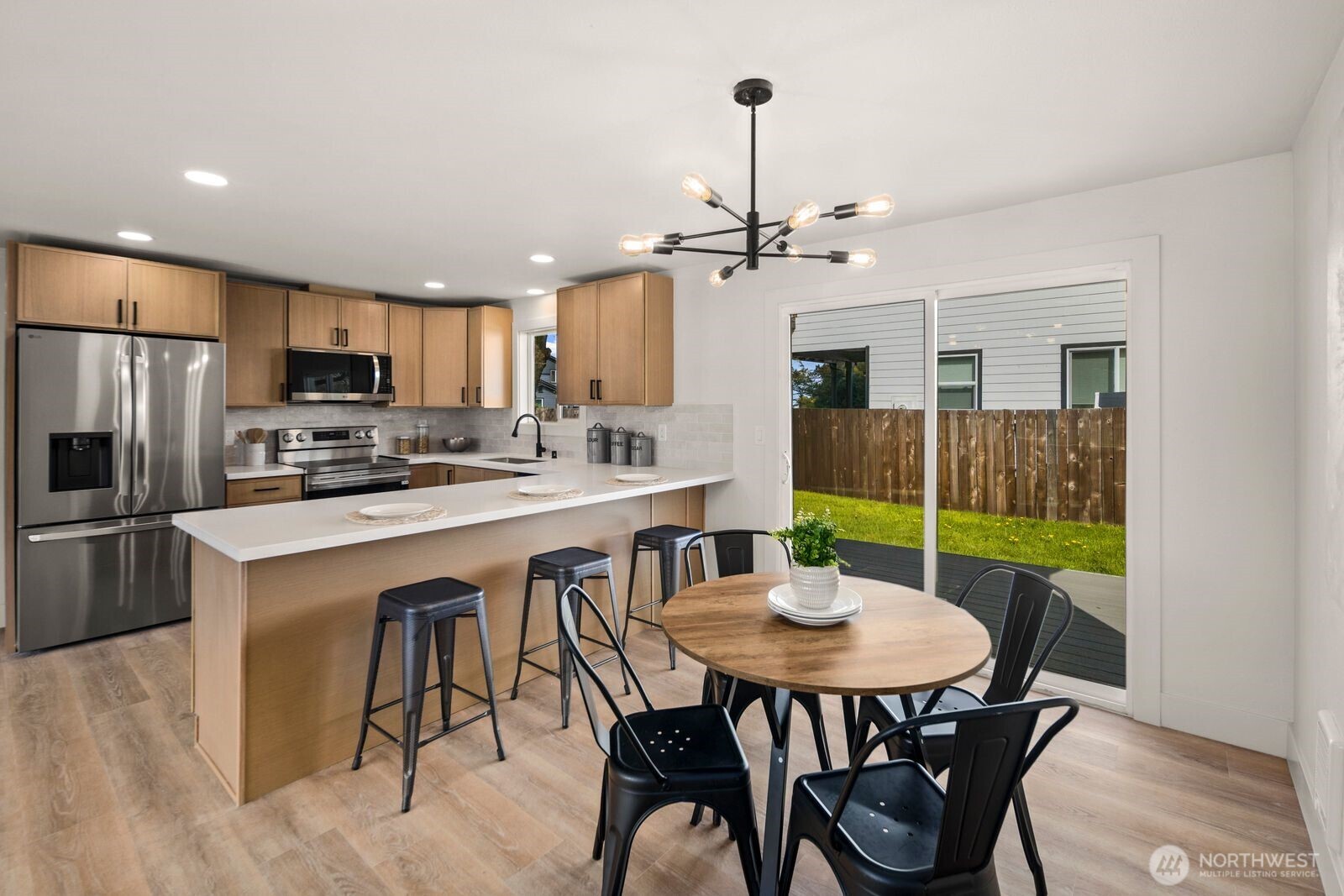 5301 E N Street , Tacoma, WA 98404